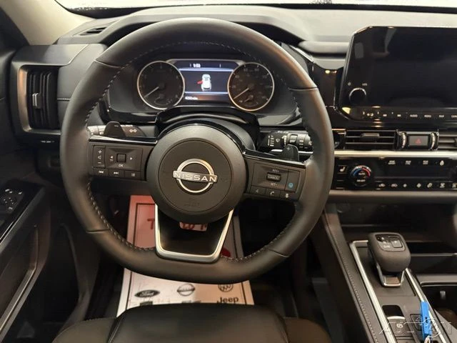 2025 Nissan Pathfinder 5th Gen - Image 19 of 21
