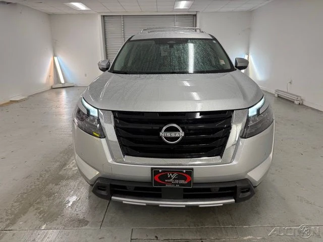 2025 Nissan Pathfinder 5th Gen - Image 2 of 21