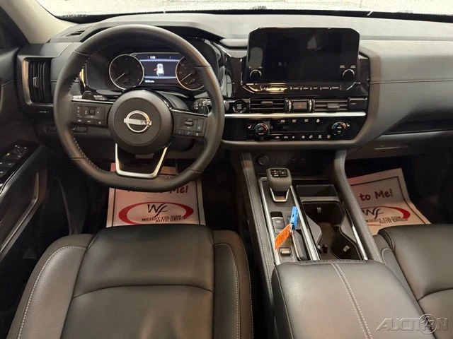 2025 Nissan Pathfinder 5th Gen - Image 20 of 21