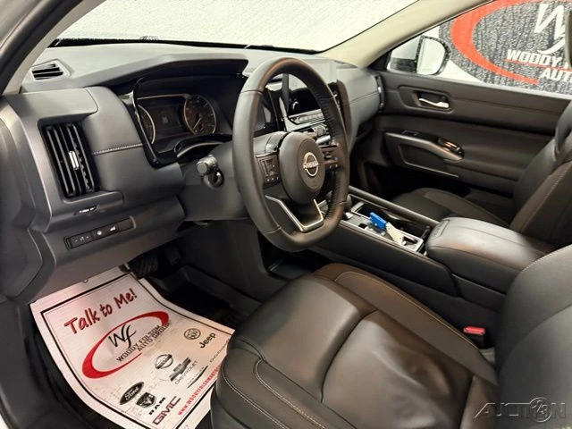 2025 Nissan Pathfinder 5th Gen - Image 13 of 21