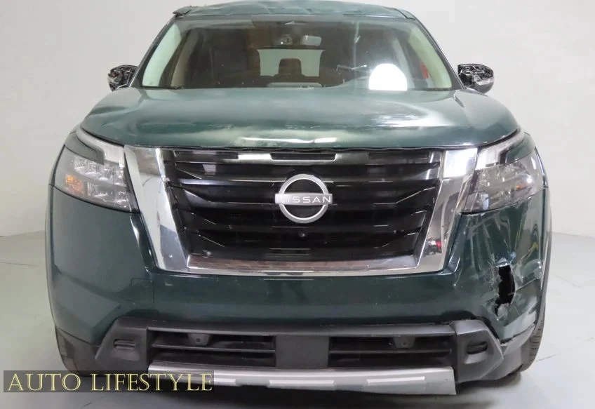 2025 Nissan Pathfinder 5th Gen - Image 11 of 31