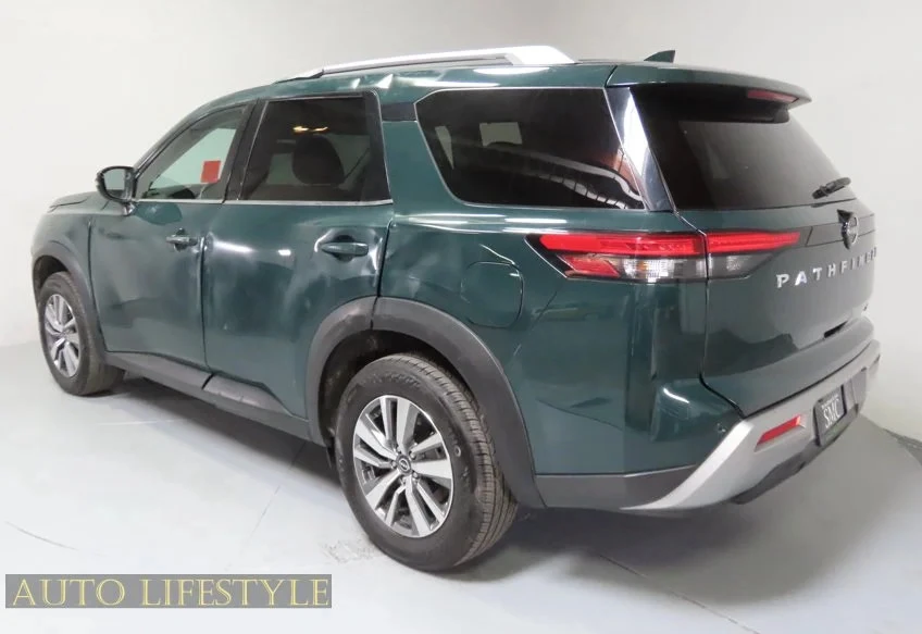 2025 Nissan Pathfinder 5th Gen - Image 6 of 31