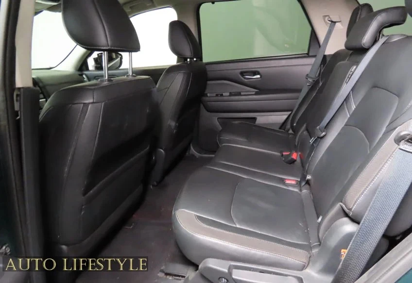 2025 Nissan Pathfinder 5th Gen - Image 31 of 31