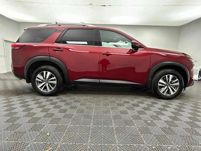 2025 Nissan Pathfinder 5th Gen - Image 12 of 12
