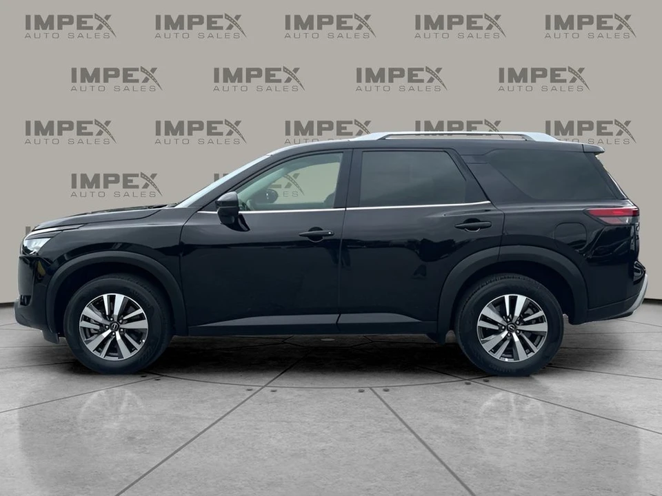 2025 Nissan Pathfinder 5th Gen - Image 2 of 21