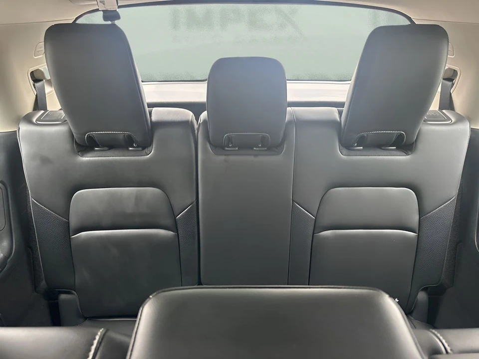 2025 Nissan Pathfinder 5th Gen - Image 12 of 21