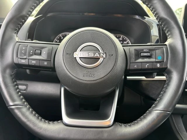 2025 Nissan Pathfinder 5th Gen - Image 14 of 21