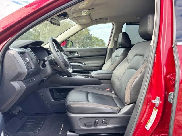 2025 Nissan Pathfinder 5th Gen - Image 7 of 21