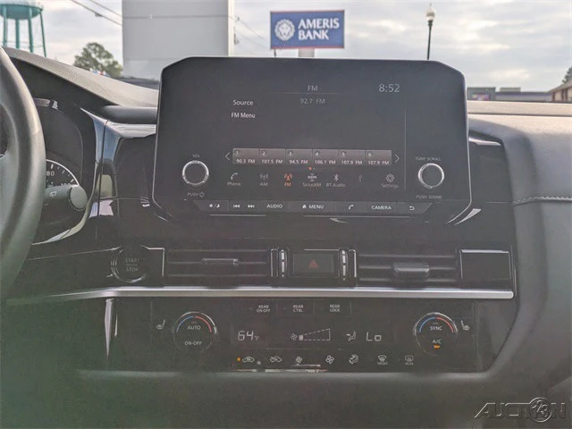 2025 Nissan Pathfinder 5th Gen - Image 20 of 21