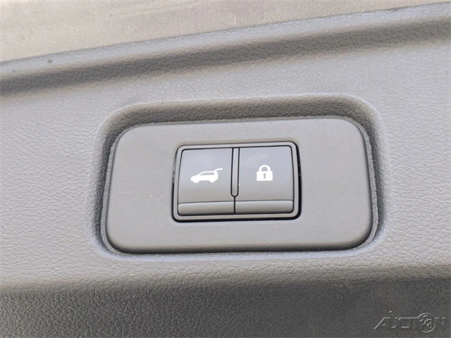 2025 Nissan Pathfinder 5th Gen - Image 14 of 21