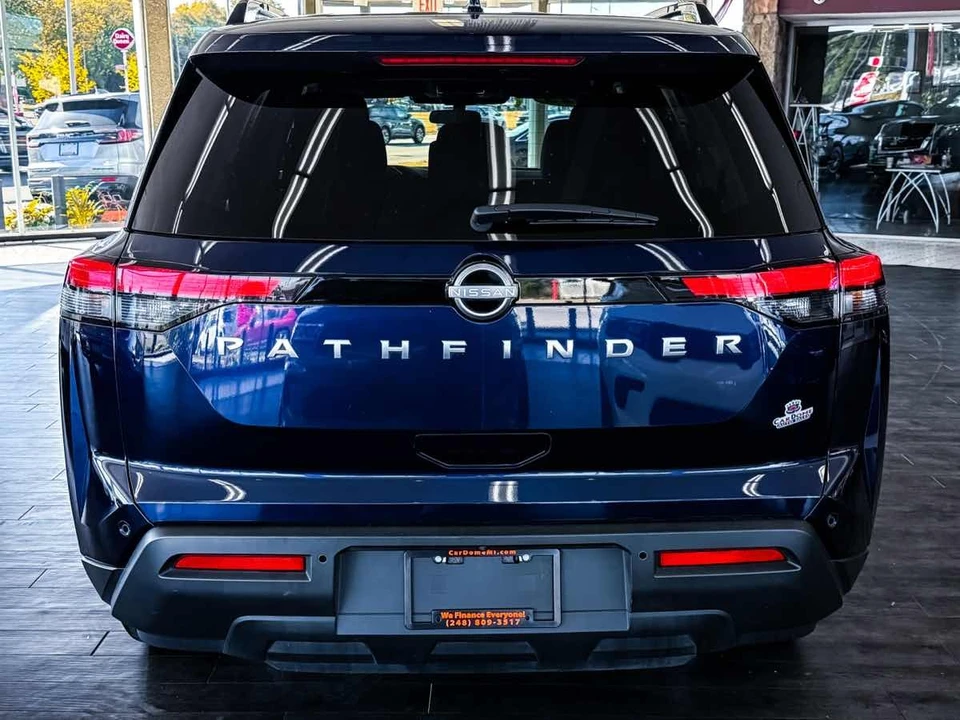 2025 Nissan Pathfinder 5th Gen - Image 14 of 21