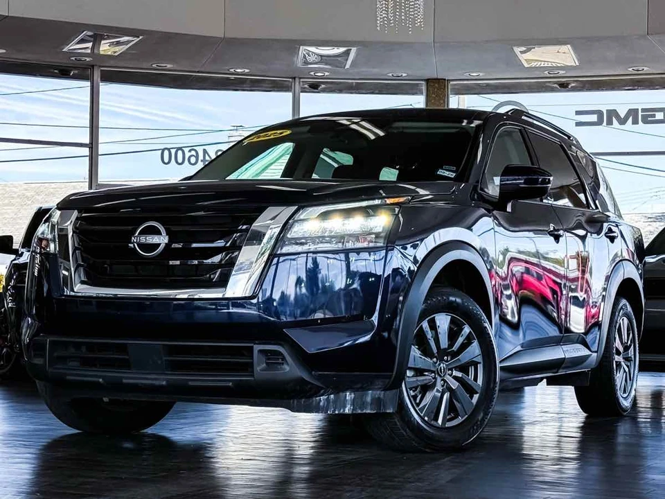 2025 Nissan Pathfinder 5th Gen - Image 6 of 21