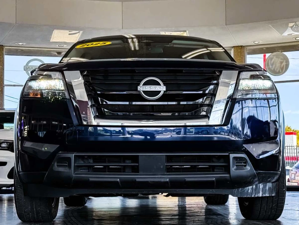 2025 Nissan Pathfinder 5th Gen - Image 4 of 21