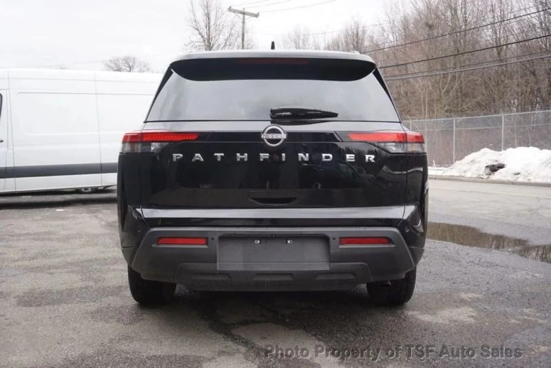 2025 Nissan Pathfinder 5th Gen - Image 6 of 12