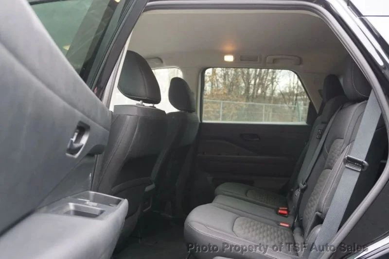 2025 Nissan Pathfinder 5th Gen - Image 12 of 12
