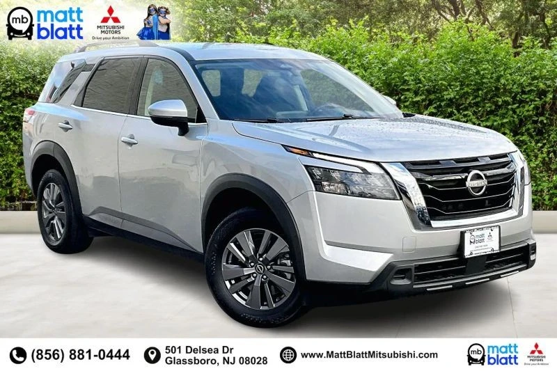 2025 Nissan Pathfinder 5th Gen - Image 2 of 12