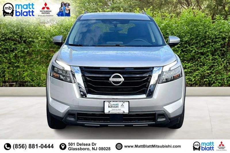 2025 Nissan Pathfinder 5th Gen - Image 3 of 12