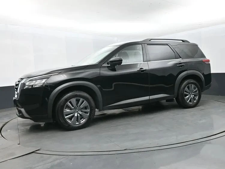 2025 Nissan Pathfinder 5th Gen - Image 5 of 12
