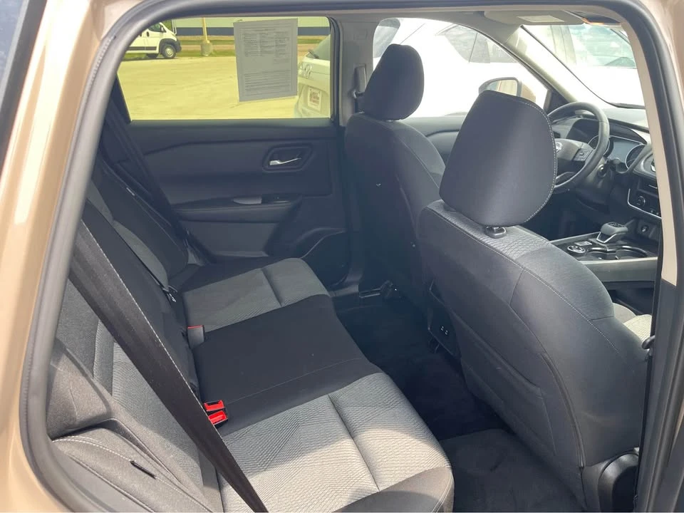 2025 Nissan Rogue - Image 14 of 14