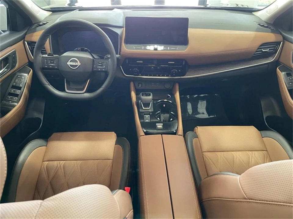 2025 Nissan Rogue - Image 30 of 31
