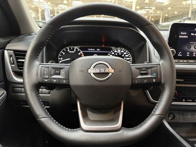 2025 Nissan Rogue - Image 9 of 11