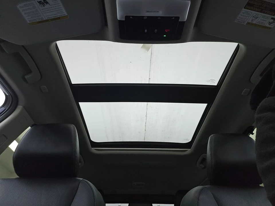 2025 Nissan Rogue - Image 3 of 12