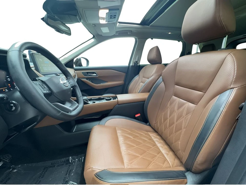 2025 Nissan Rogue - Image 21 of 21
