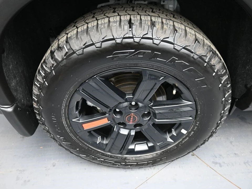 2025 Nissan Rogue - Image 12 of 12