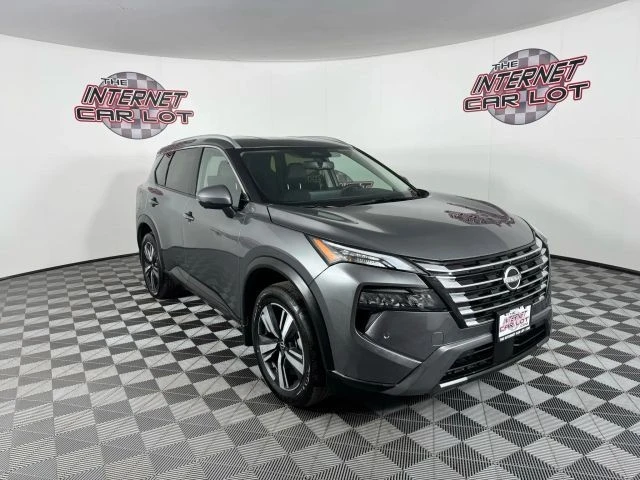 2025 Nissan Rogue - Image 9 of 21