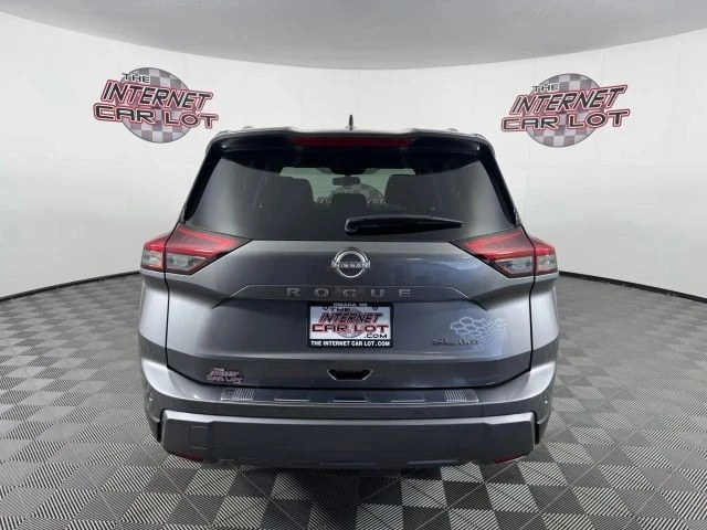2025 Nissan Rogue - Image 6 of 12