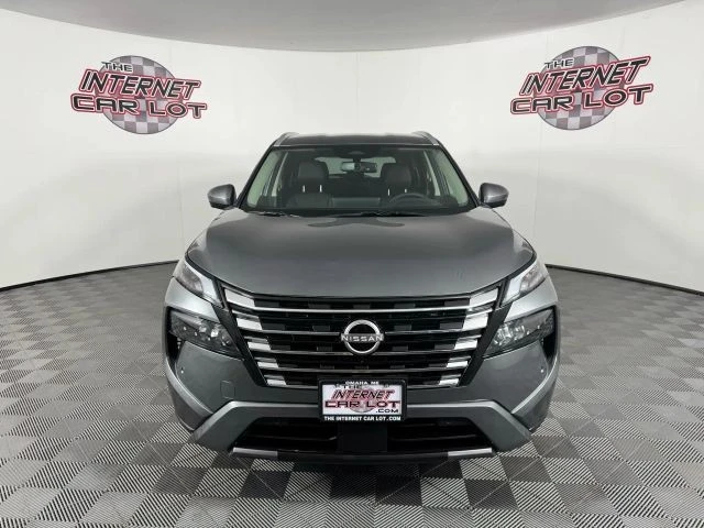 2025 Nissan Rogue - Image 2 of 12