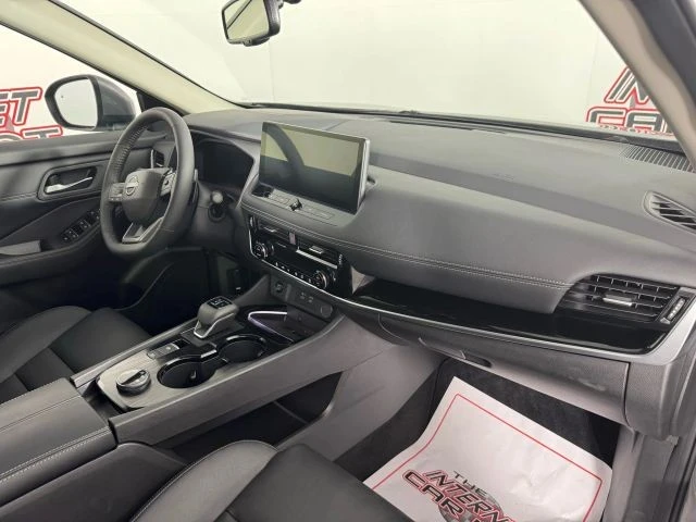 2025 Nissan Rogue - Image 12 of 12