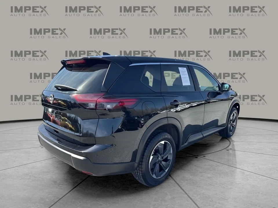 2025 Nissan Rogue - Image 5 of 21