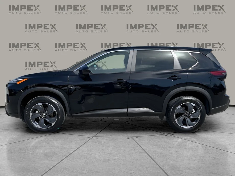 2025 Nissan Rogue - Image 2 of 21