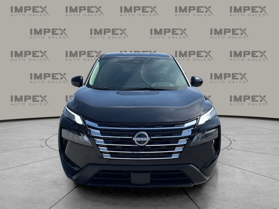 2025 Nissan Rogue - Image 8 of 21