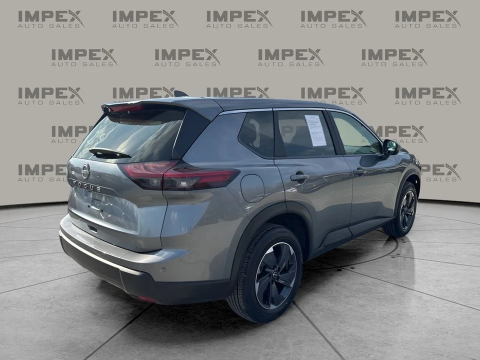 2025 Nissan Rogue - Image 5 of 21