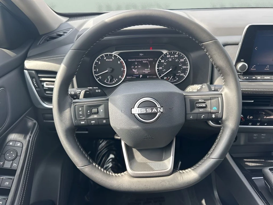 2025 Nissan Rogue - Image 13 of 21