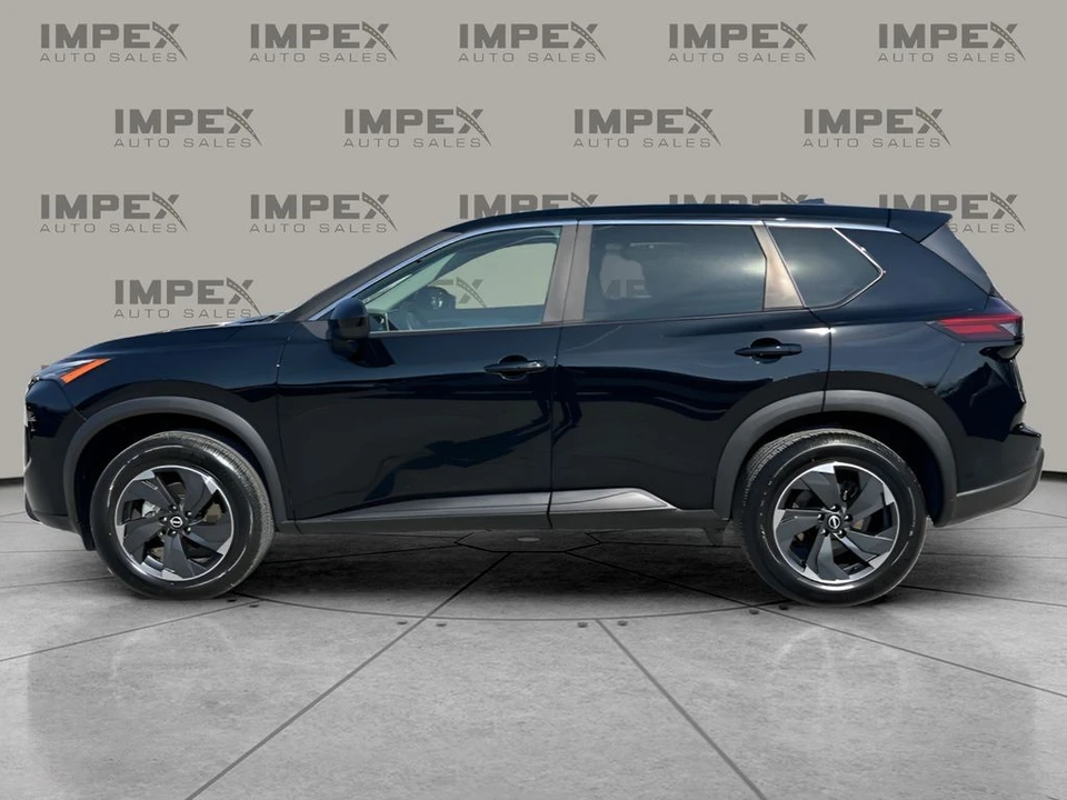 2025 Nissan Rogue - Image 2 of 21