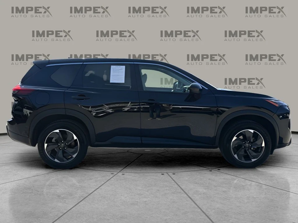 2025 Nissan Rogue - Image 6 of 12