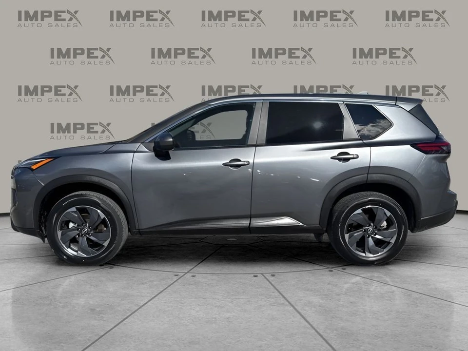 2025 Nissan Rogue - Image 2 of 21