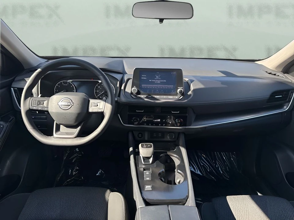 2025 Nissan Rogue - Image 12 of 21