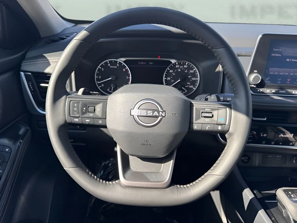 2025 Nissan Rogue - Image 13 of 21