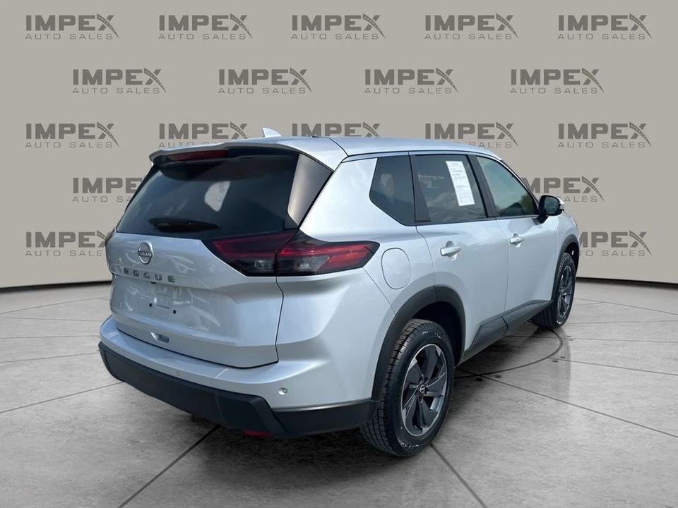 2025 Nissan Rogue - Image 5 of 21