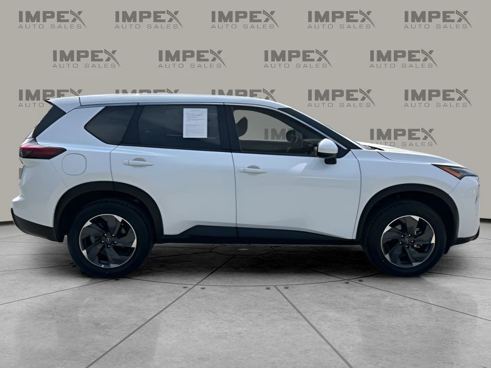2025 Nissan Rogue - Image 6 of 21