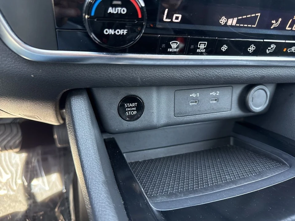 2025 Nissan Rogue - Image 21 of 21