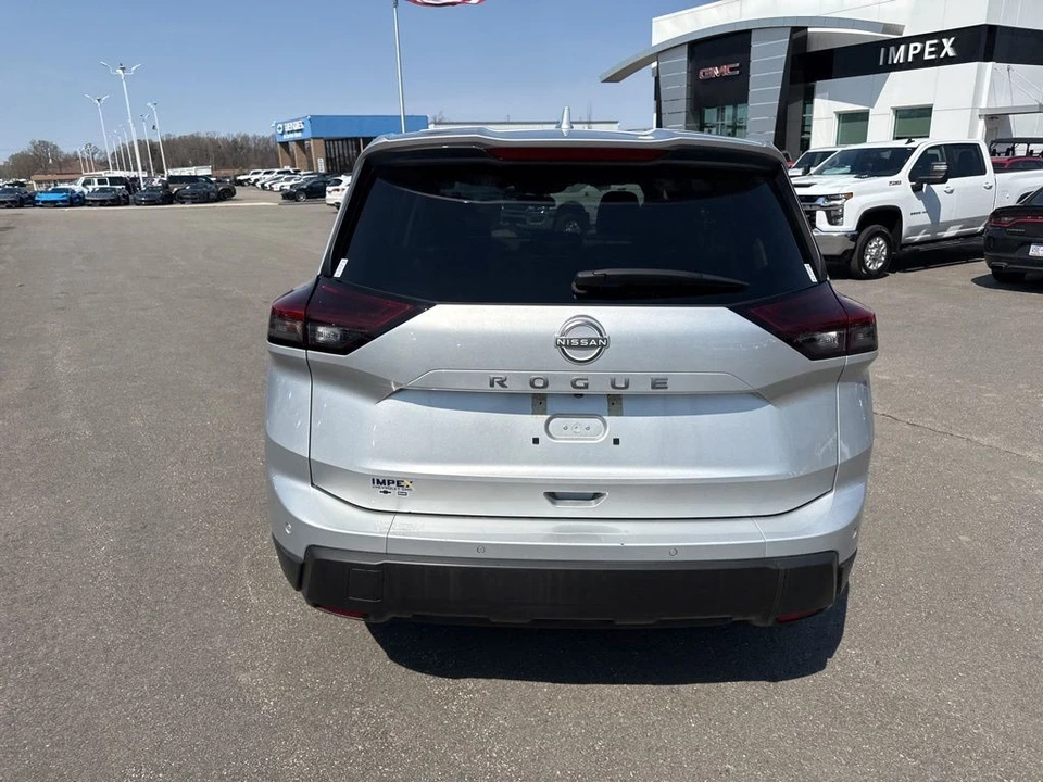 2025 Nissan Rogue - Image 4 of 21