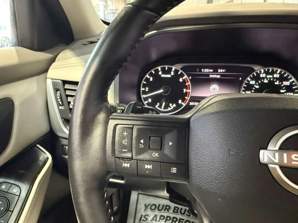2025 Nissan Rogue - Image 12 of 21