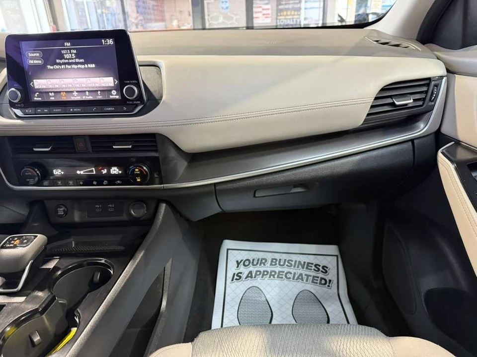 2025 Nissan Rogue - Image 19 of 21