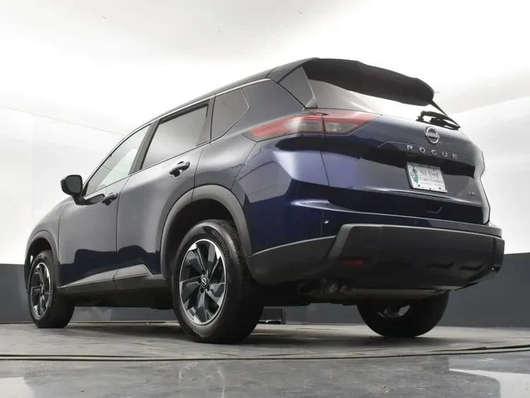 2025 Nissan Rogue - Image 12 of 12