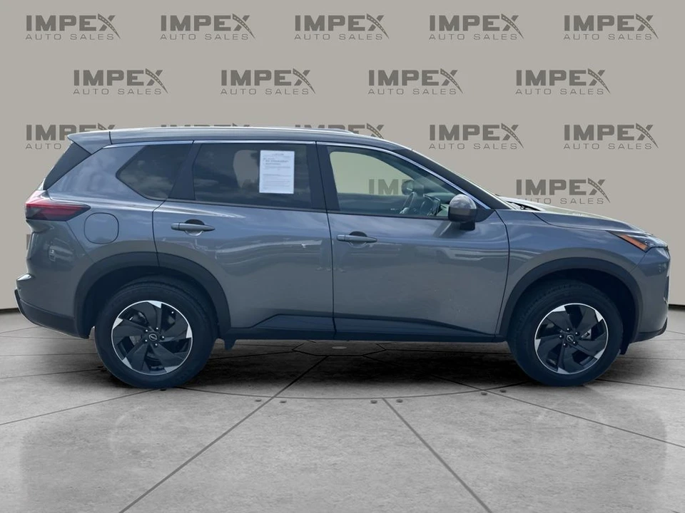 2025 Nissan Rogue - Image 6 of 21